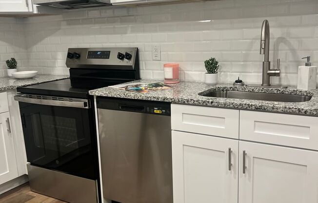 1 bed, 1 bath, 650 sqft, $1,299, Unit 2350-2