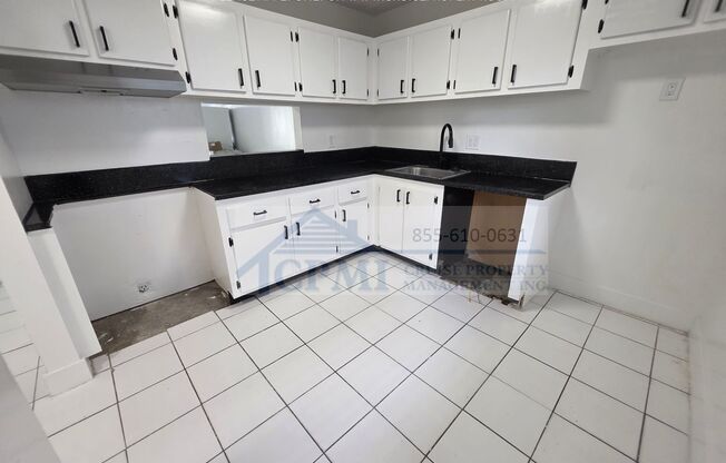 2 beds, 2 baths, 1,020 sqft, $2,295, Unit V110