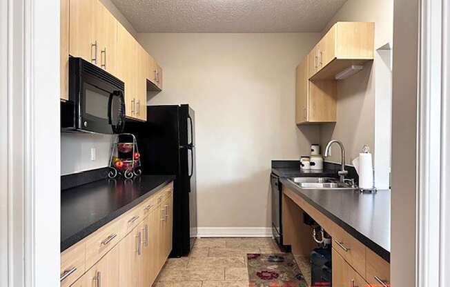 A kitchen in the community building at Lynbrook Apartments and Townhomes in Elkhorn, NE