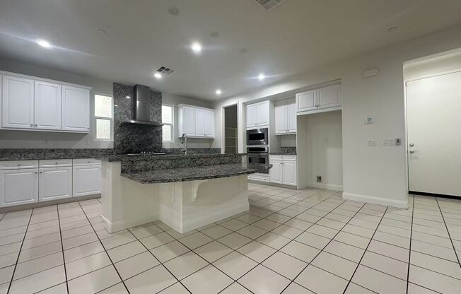 4 BEDROOM HOME FOR LEASING IN RANCHO CUCAMONGA