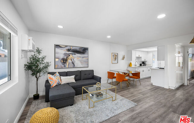 1623 MENLO AVE
