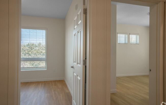 2 beds, 1 bath, 1,116 sqft, $1,895, Unit 212-212