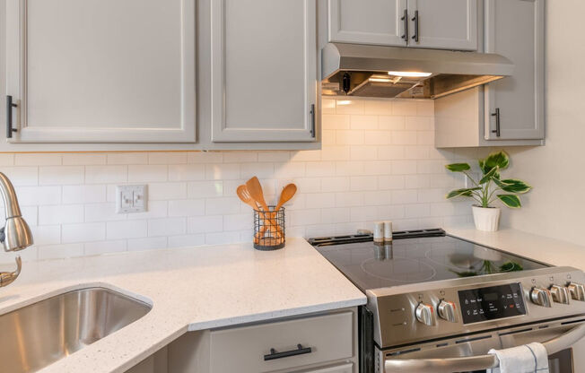 Knowlton Apartment Homes