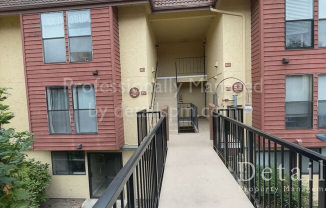 2BR Bremerton Condo, Incl W/S/G