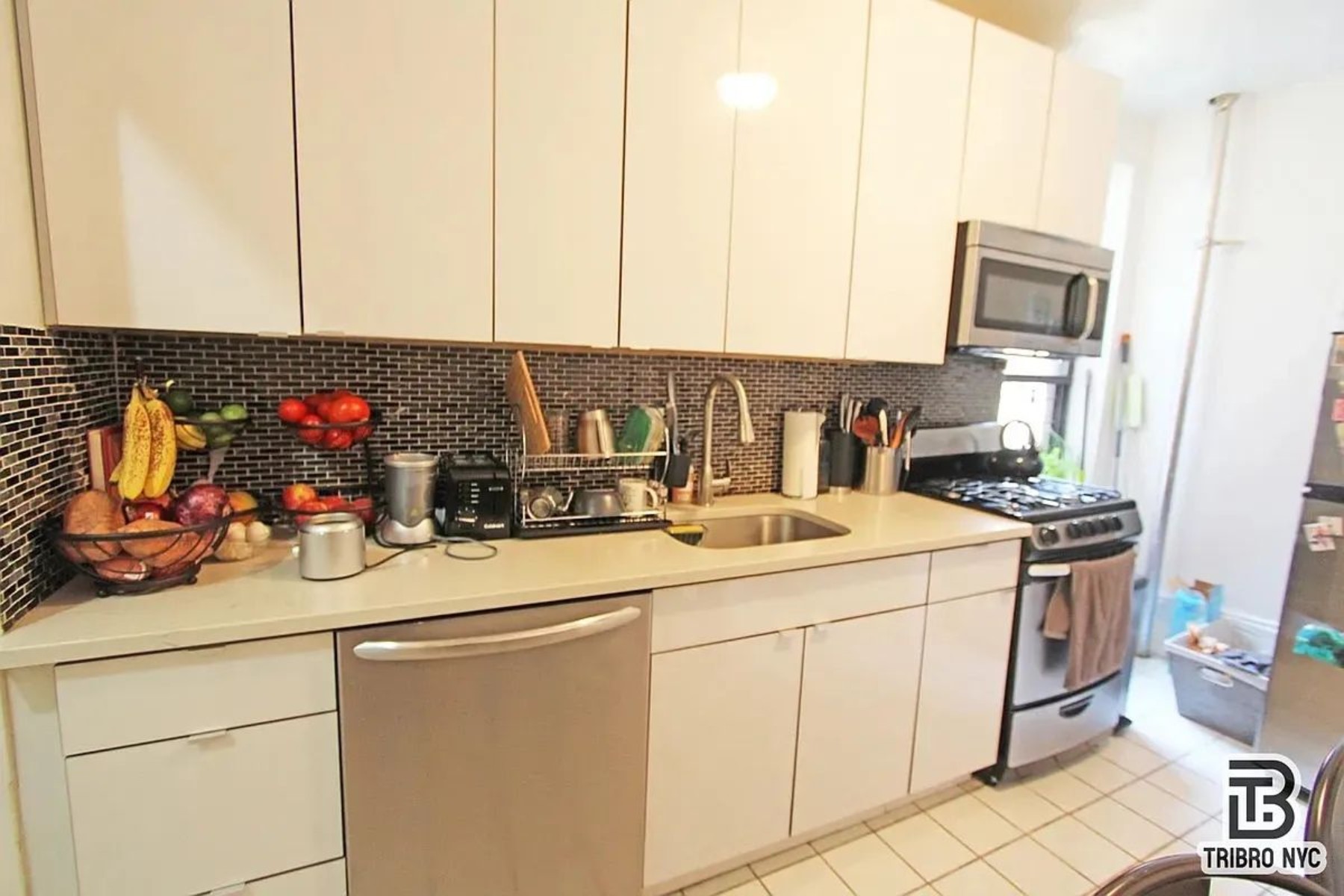 136 EDGECOMBE AVE