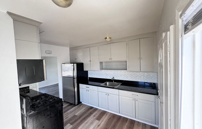 1 bed, 1 bath, $1,995, Unit 1460