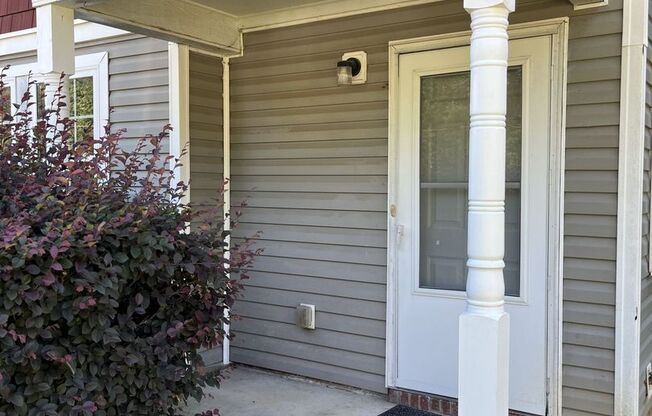 Refreshed 3 Bedroom End Unit Townhome near NoDa