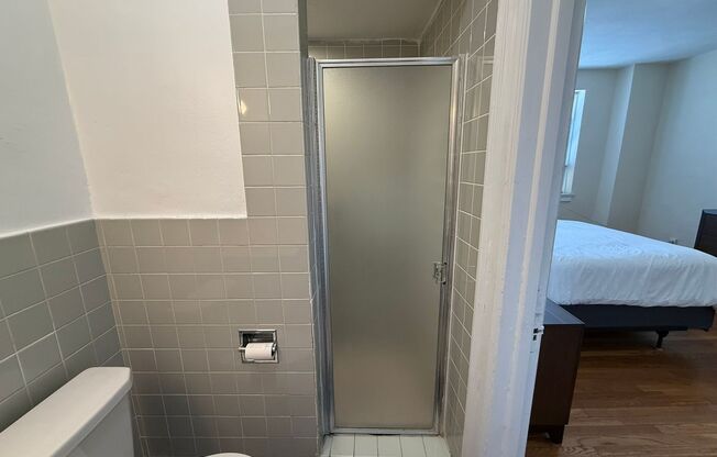 2 beds, 2 baths, 1,303 sqft, $3,000, Unit 601