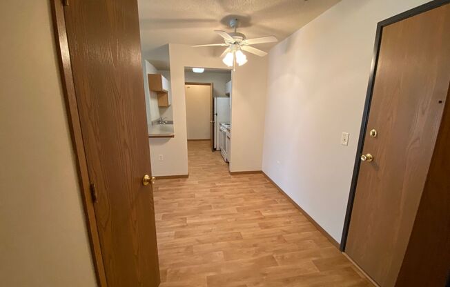 2 beds, 2 baths, 965 sqft, $1,400, Unit 104S