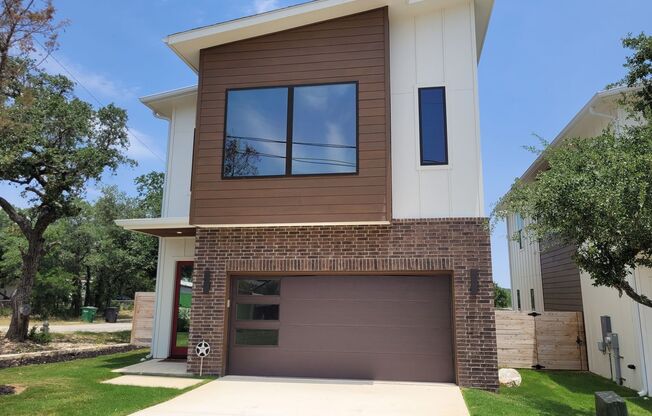Luxury Home Off Huebner/Vance Jackson