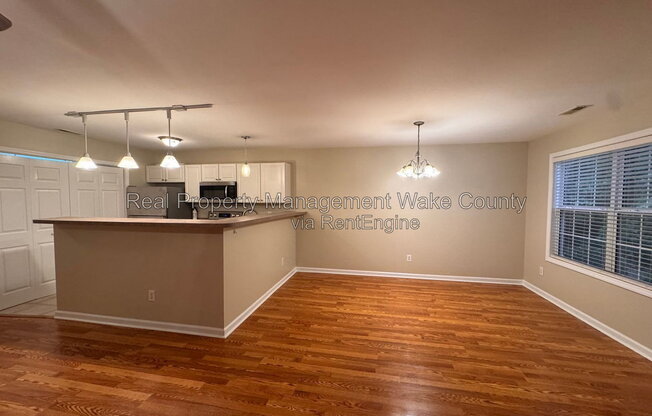 3812 WELLINGTON RDG LOOP