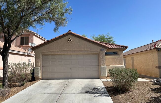 Open Floor Plan, 3-Bedroom/2Bath!