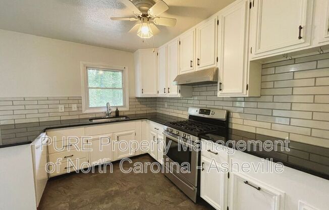 44 WAKE ROBIN WAY