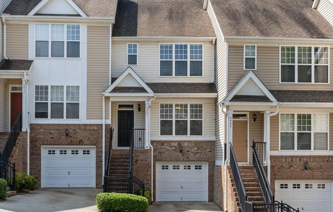 Fantastic Three Bedroom Townhouse in Charlotte