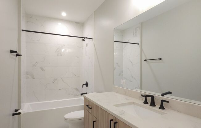 3 beds, 3 baths, 1,641 sqft, $3,895, Unit 2541-1