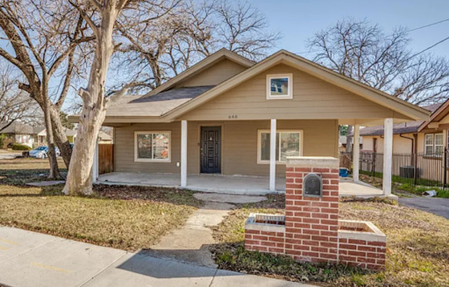 Charming 3-bedroom, 1-bath home near the Bishop Arts area with a private yard. Rent is $2,200/month.