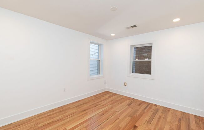 1 bed, 1 bath, $2,200