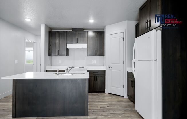 1809 W Quinn Rd