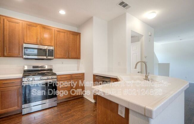 16937 HUTCHINS LNDG