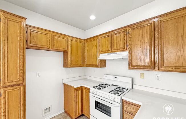 Spacious 3bd/3ba Located in Miramar Ranch North!