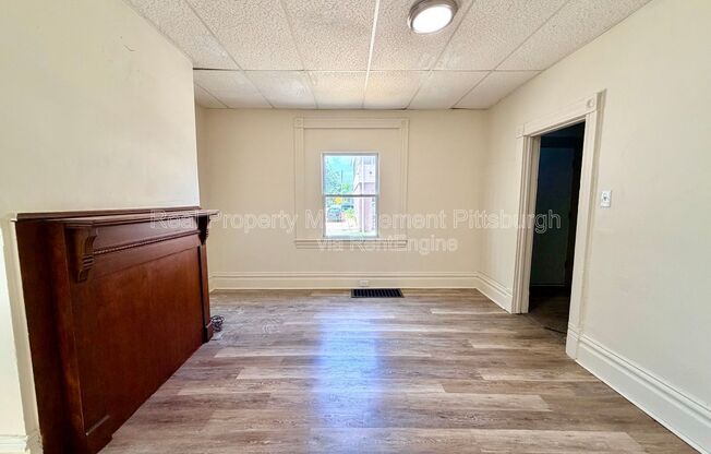 405 MAIN ST