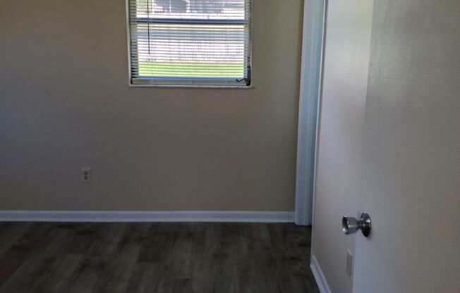 2 beds, 1.5 baths, $1,425