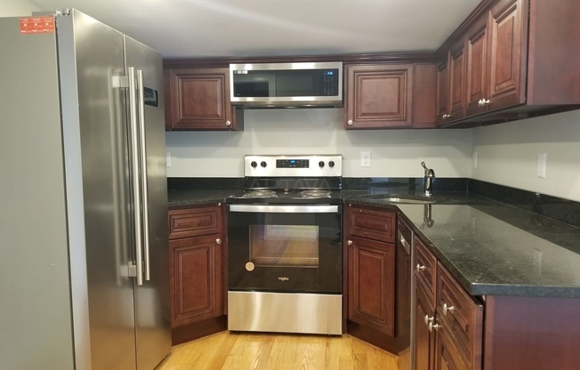 35 WHITFIELD RD