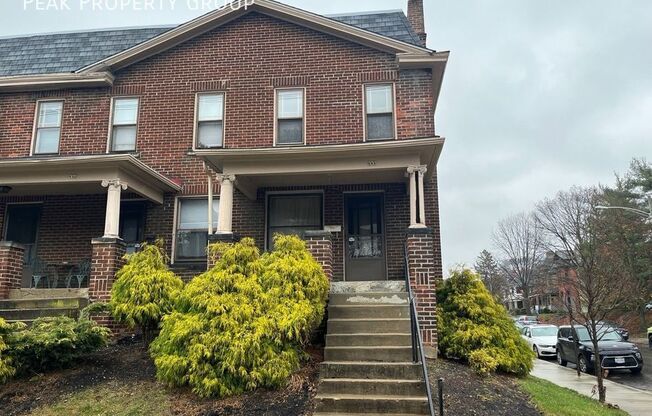 828 DENNISON