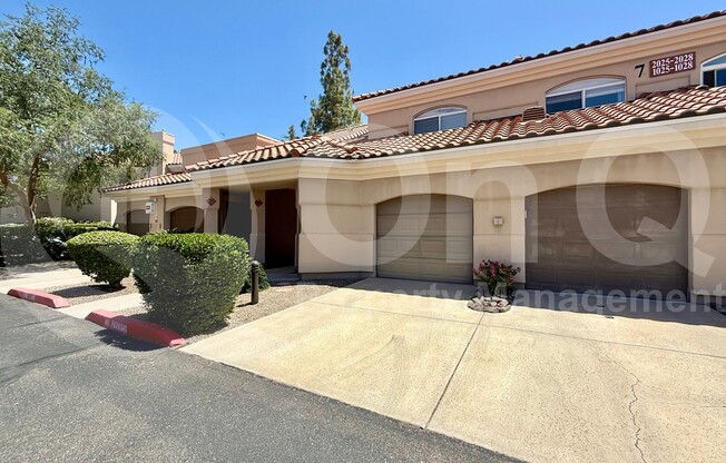 8653 E ROYAL PALM Road