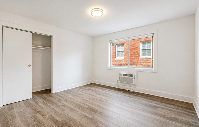 1 bed, 1 bath, 615 sqft, $1,875, Unit 102