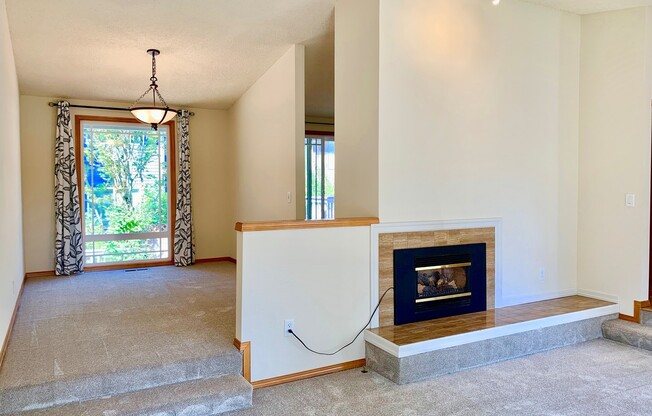 14011 81 AVE NE