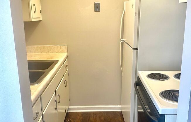 1 bed, 1 bath, 650 sqft, $795