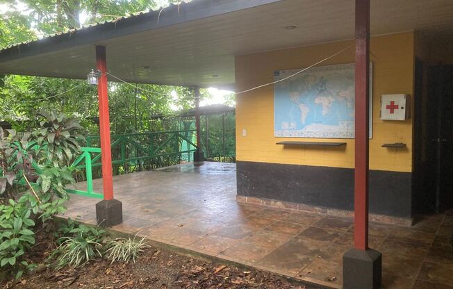 Great Opportunity Hostel for sale or rent at SARAPIQUÍ Costa Rica. AMSI Costa Rica