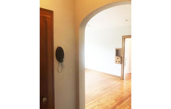 1 bed, 1 bath, 545 sqft, $925, Unit 451-202