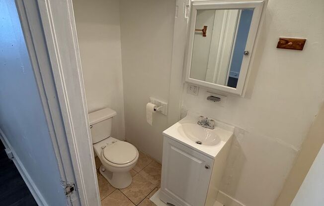1 bed, 1 bath, $1,150, Unit 1208-1