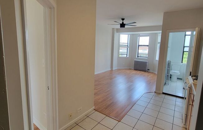 6133 N. Kenmore
