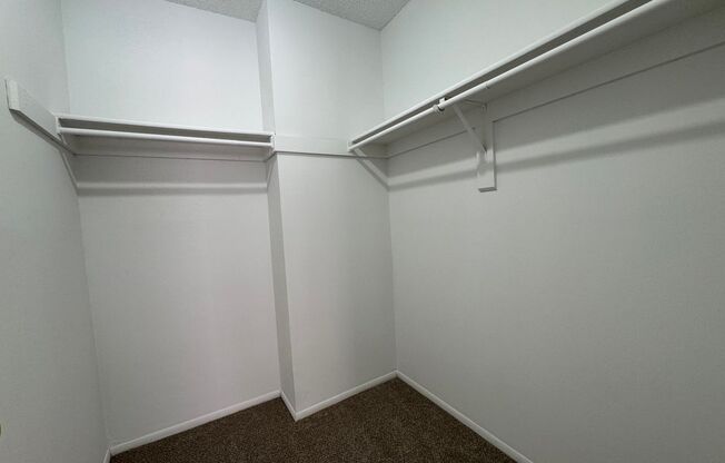 Large 1 bedroom Condo on Second Floor Overseeing Community Pool in Casselberry