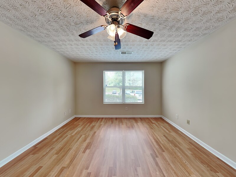 4101 FAIRINGTON CLUB DR