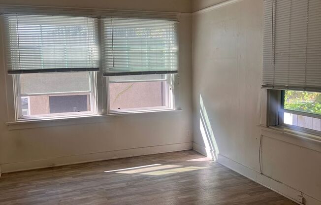 Melrose Apartments
