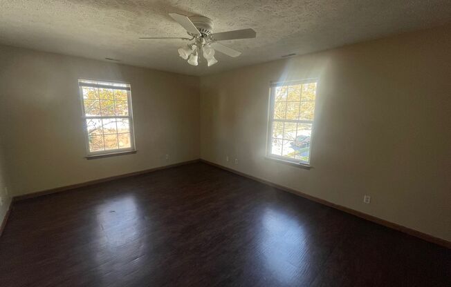 1 bed, 1 bath, 600 sqft, $849, Unit Unit 7