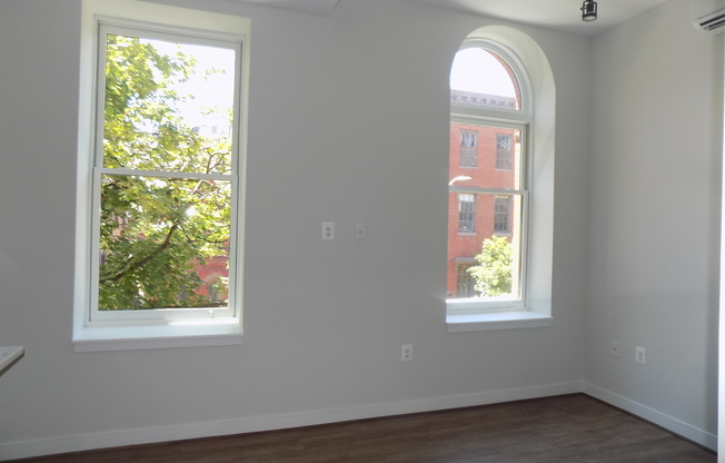 For Rent: Stylish Urban Living at 815 Park Ave – Your City Oasis Awaits!