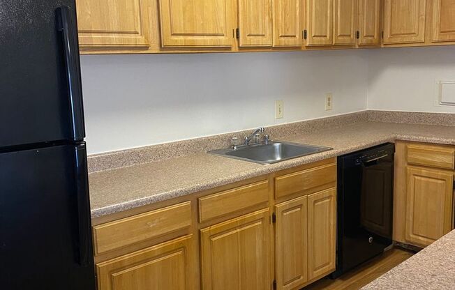 2 beds, 1.5 baths, 1,050 sqft, $1,700, Unit 3400 #302