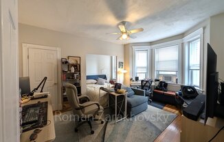 4 AYR RD