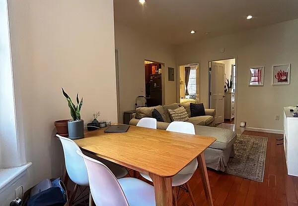 110 SAINT MARKS PL