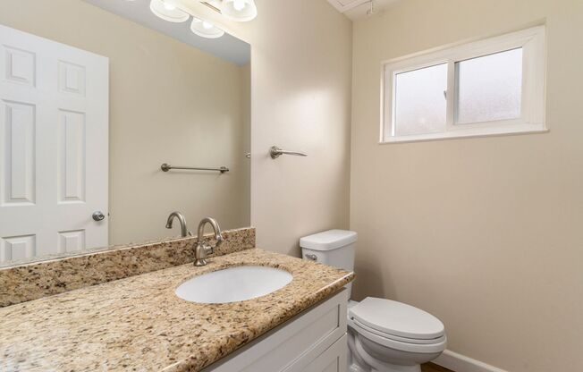 1072 Park Ave #D - 2 bedroom | 1.5 bathroom