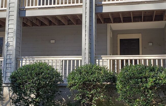 Chapel Hill / 4BR Mill Creek Garden-style Condo