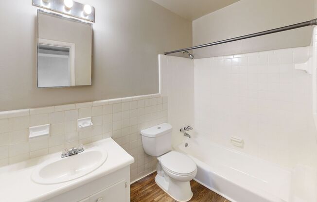 2 beds, 1.5 baths, 935 sqft, $1,150, Unit 3077-02