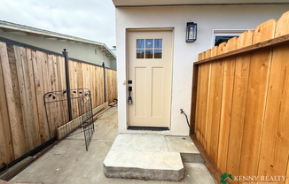 Brand New 2 Bed/2 Bath ADU with Balcony + A/C in South San Francisco