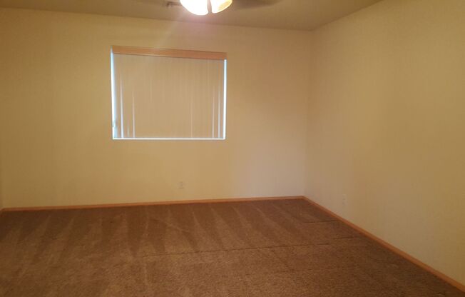 2 beds, 2 baths, $1,500