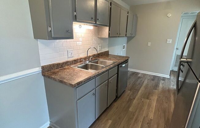 1 bed, 1 bath, 616 sqft, $850, Unit 41